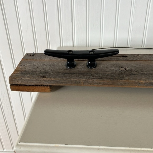 Rustic Farmhouse Natural Wood Board With Cast Iron Hooks Ready To Hang - Picture 8 of 13